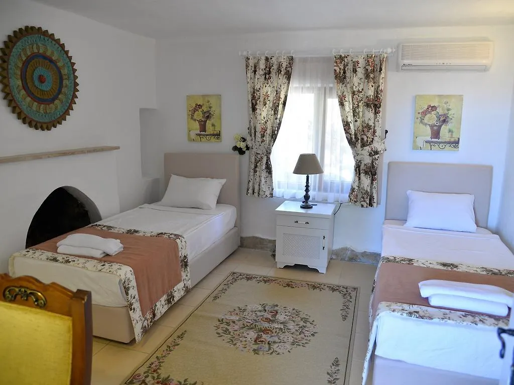 Sundial Hotel & Restaurant